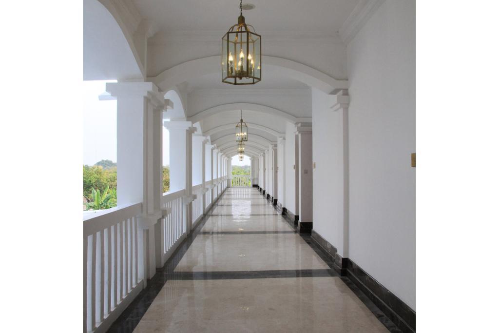 Hotel Ammi Cepu Extérieur photo