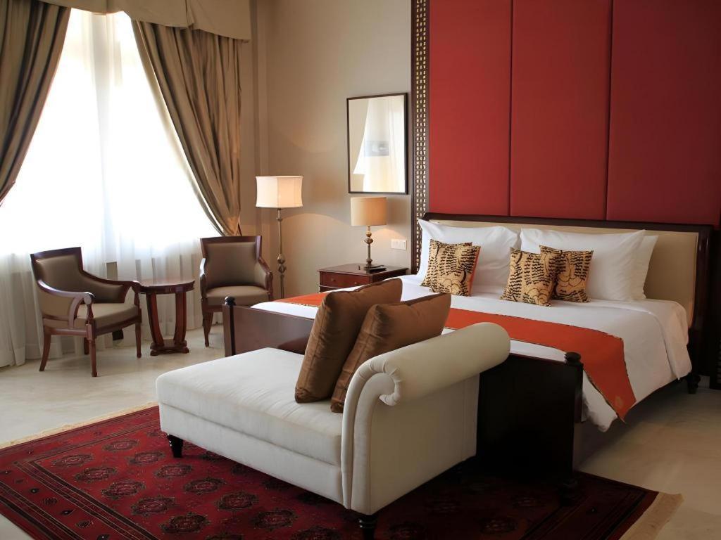 Hotel Ammi Cepu Extérieur photo