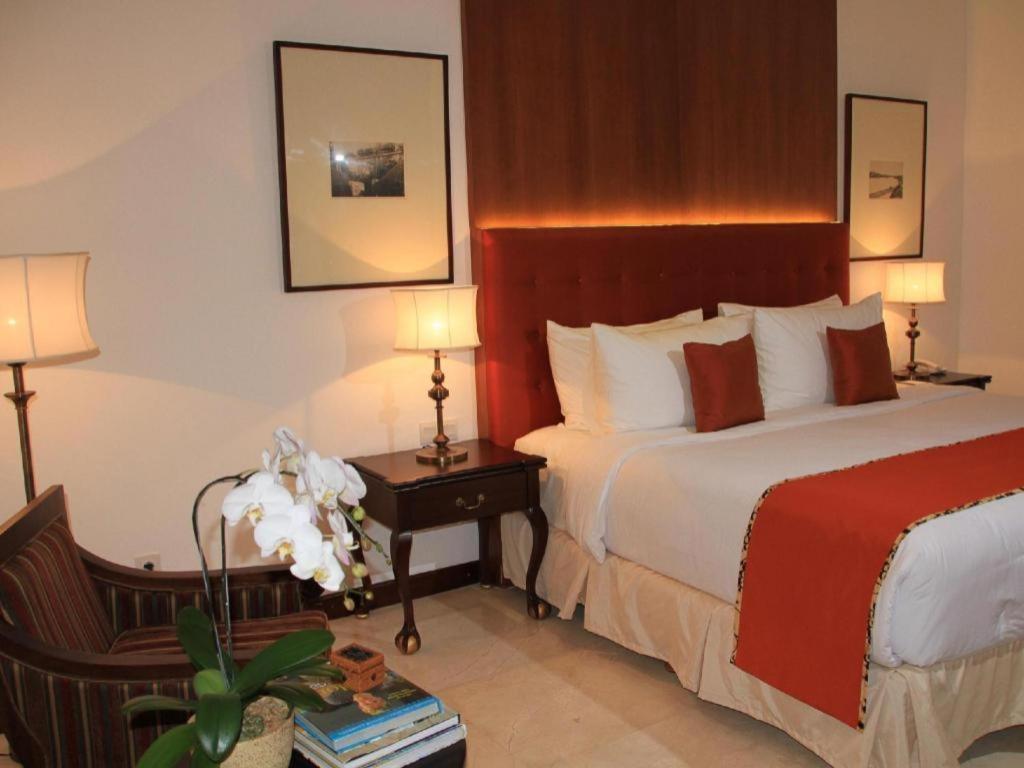 Hotel Ammi Cepu Extérieur photo